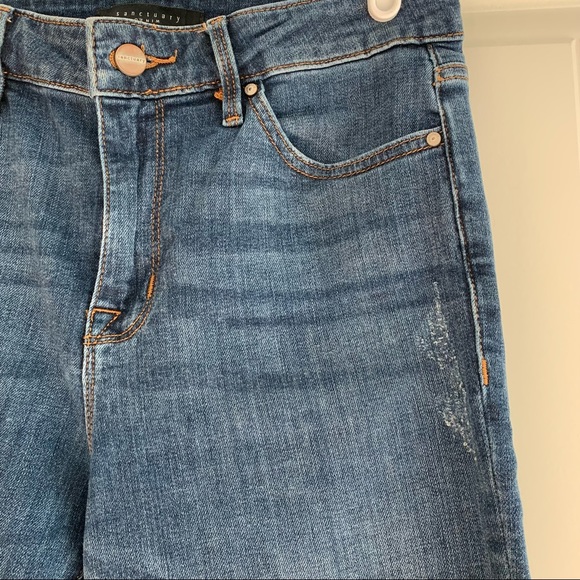 Sanctuary Denim Straight Leg Raw Hem Jeans - Picture 5 of 5